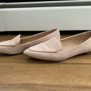 Kelly & Katie Light Pink Suede Pointed Toe Loafers